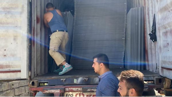 出口非洲利比亚的铝塑板终于到客户手上了