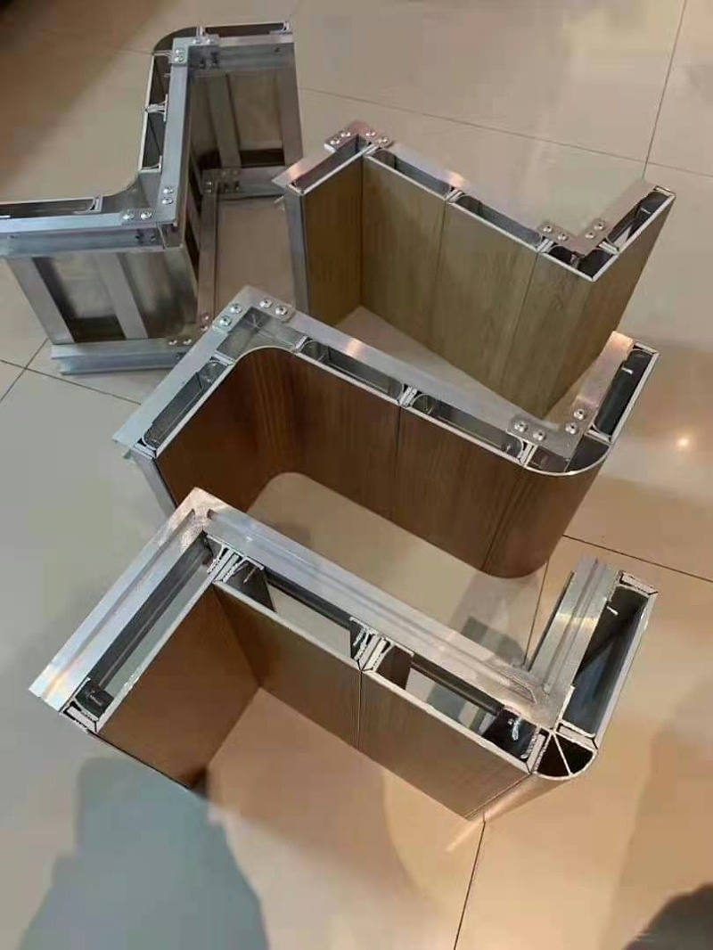 金属覆膜板密拼方式